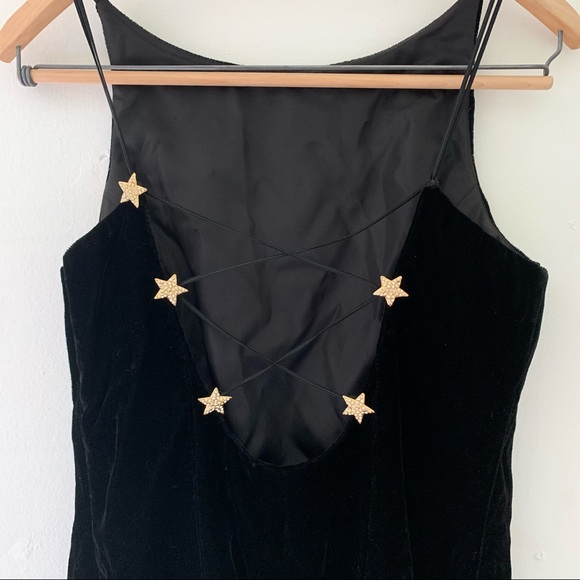 Stunning Vintage 80’s Strappy Back Black Velvet Cocktail Dress Sz 6 - Picture 4 of 7